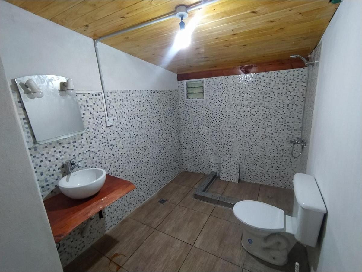 Huellas Hostel Lago Puelo Exterior photo